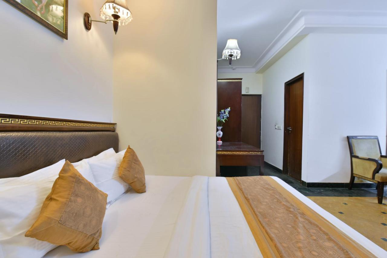 Hotel I Stay & Revels Near New Delhi Railway Station- By Ap Singh Hotels Exterior photo