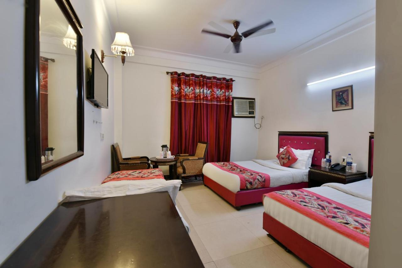 Hotel I Stay & Revels Near New Delhi Railway Station- By Ap Singh Hotels Exterior photo