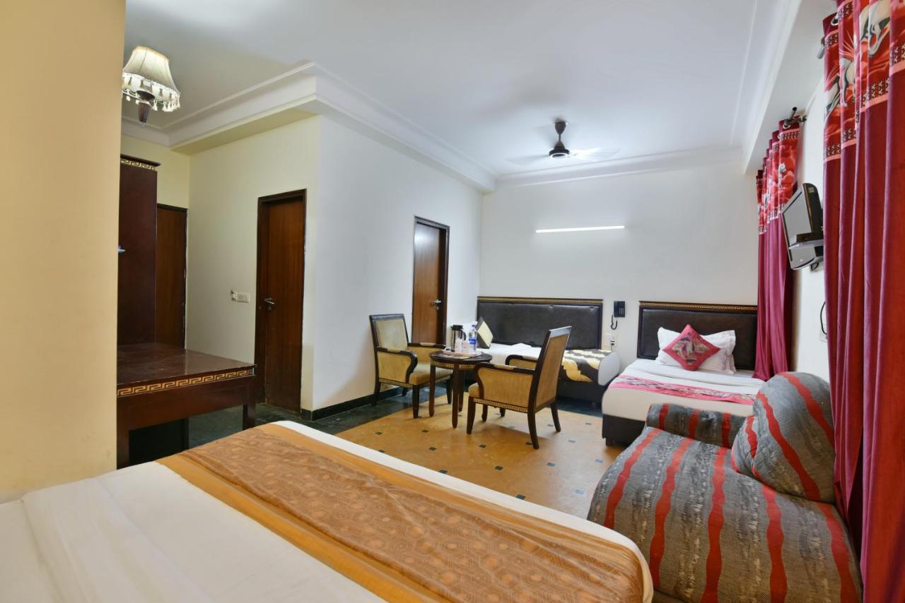 Hotel I Stay & Revels Near New Delhi Railway Station- By Ap Singh Hotels Exterior photo